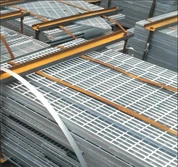 Galvanisert sammensatt stål gitter med rutete plate